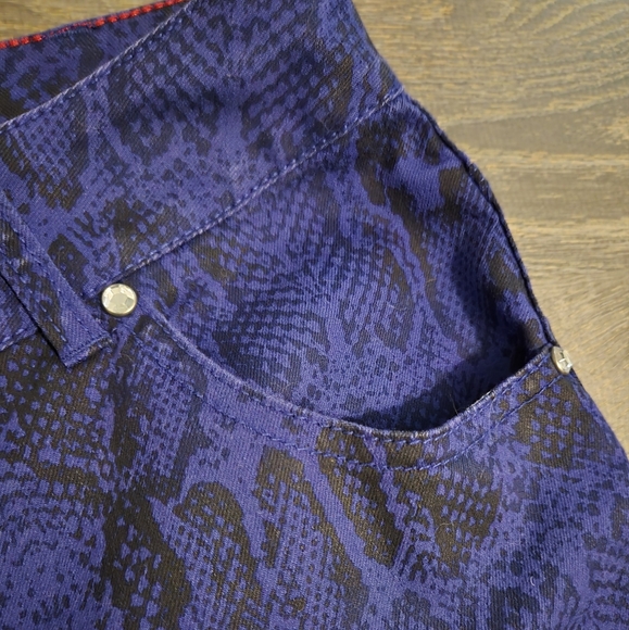 LANE BRYANT PURPLE SNAKESKIN JEANS W/ RHINESTONES - Picture 4 of 8